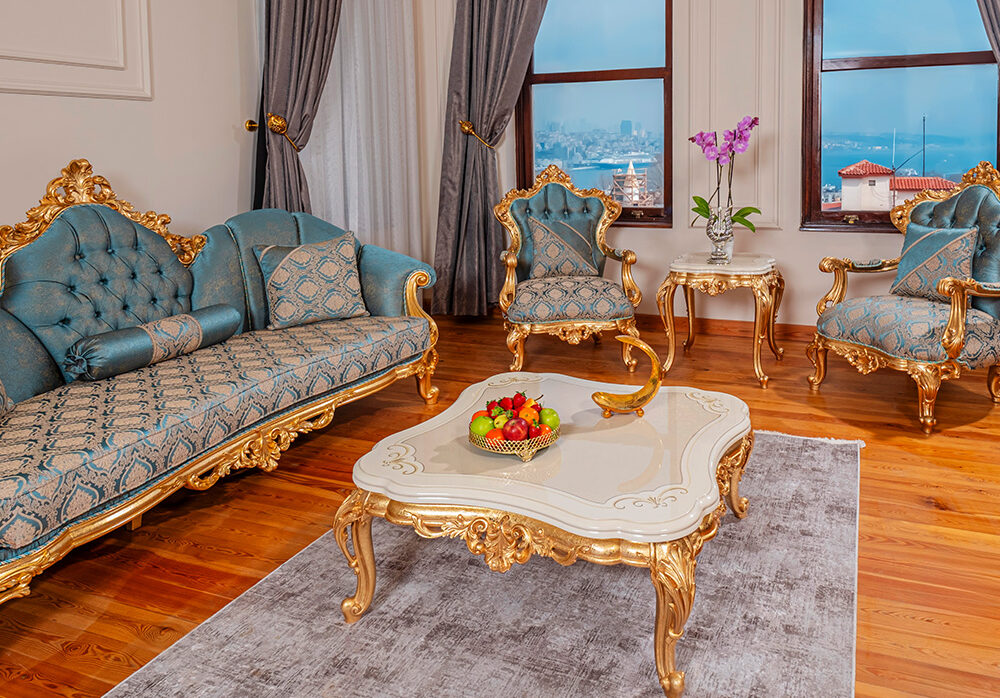 Experience the Grandeur of a Palace: Luxury Accommodation in Sultanahmet